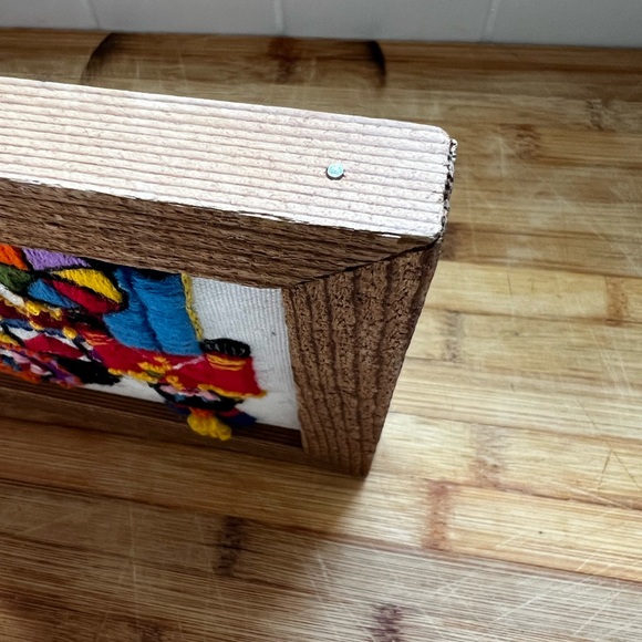 Free with purchase! Vintage Crewel Embroidery Picture - Picture 7 of 10